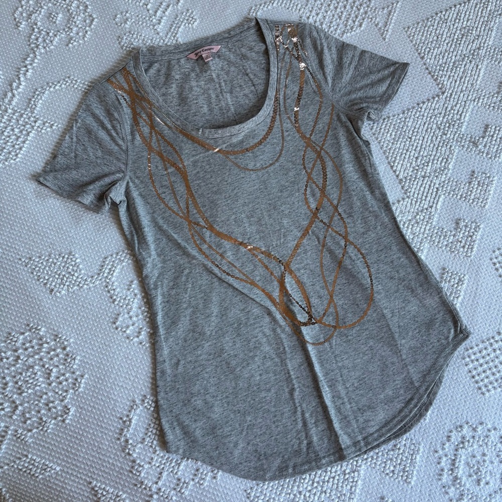 Juicy Couture women’s size S fitted gray short sleeve tee with metallic‎ graphic